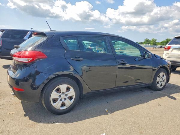 2017 KIA FORTE5 LX