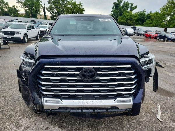 2024 TOYOTA TUNDRA Capstone