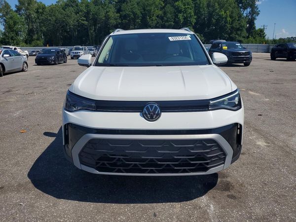 2025 VOLKSWAGEN TAOS SE