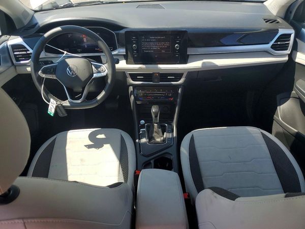 2025 VOLKSWAGEN TAOS SE