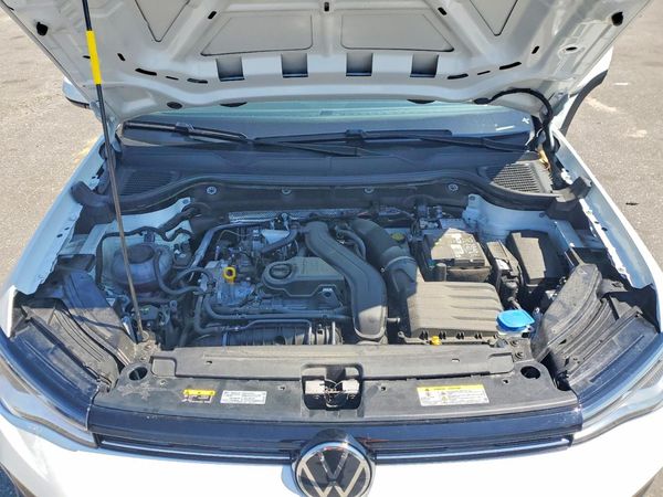 2025 VOLKSWAGEN TAOS SE