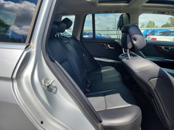 2012 MERCEDES-BENZ GLK GLK350