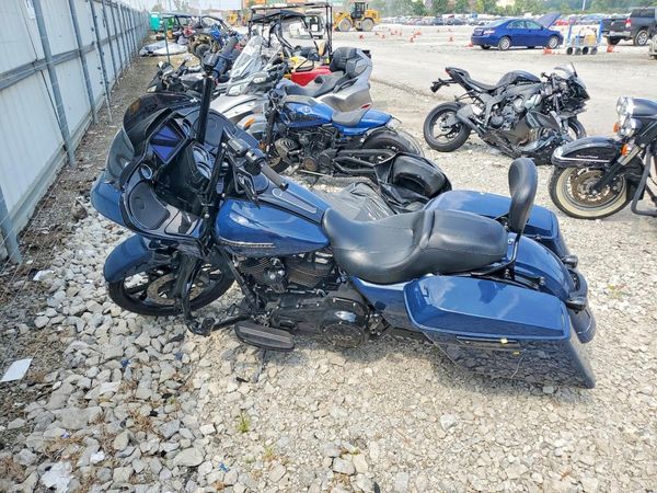 2019 HARLEY-DAVIDSON FLTRXS
