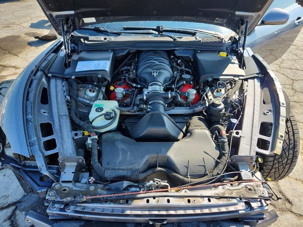 2014 MASERATI GRANTURISMO