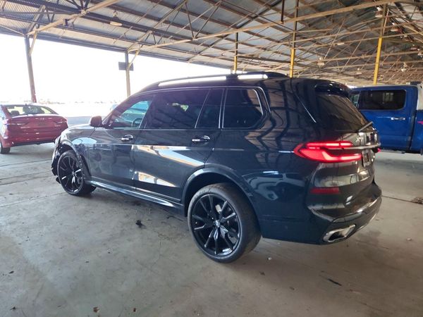 2023 BMW X7 xDrive40i