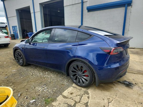 2022 TESLA MODEL Y