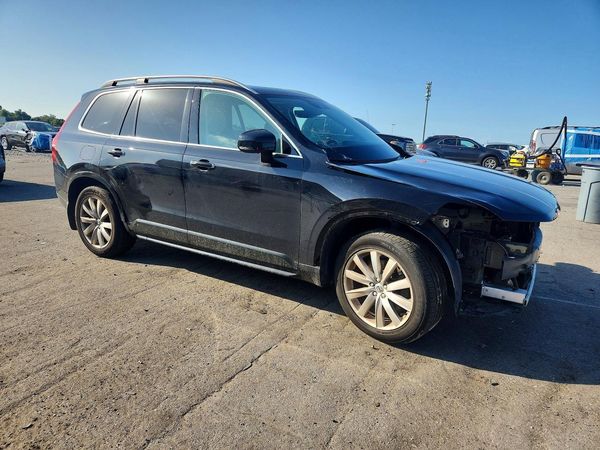 2016 VOLVO XC90