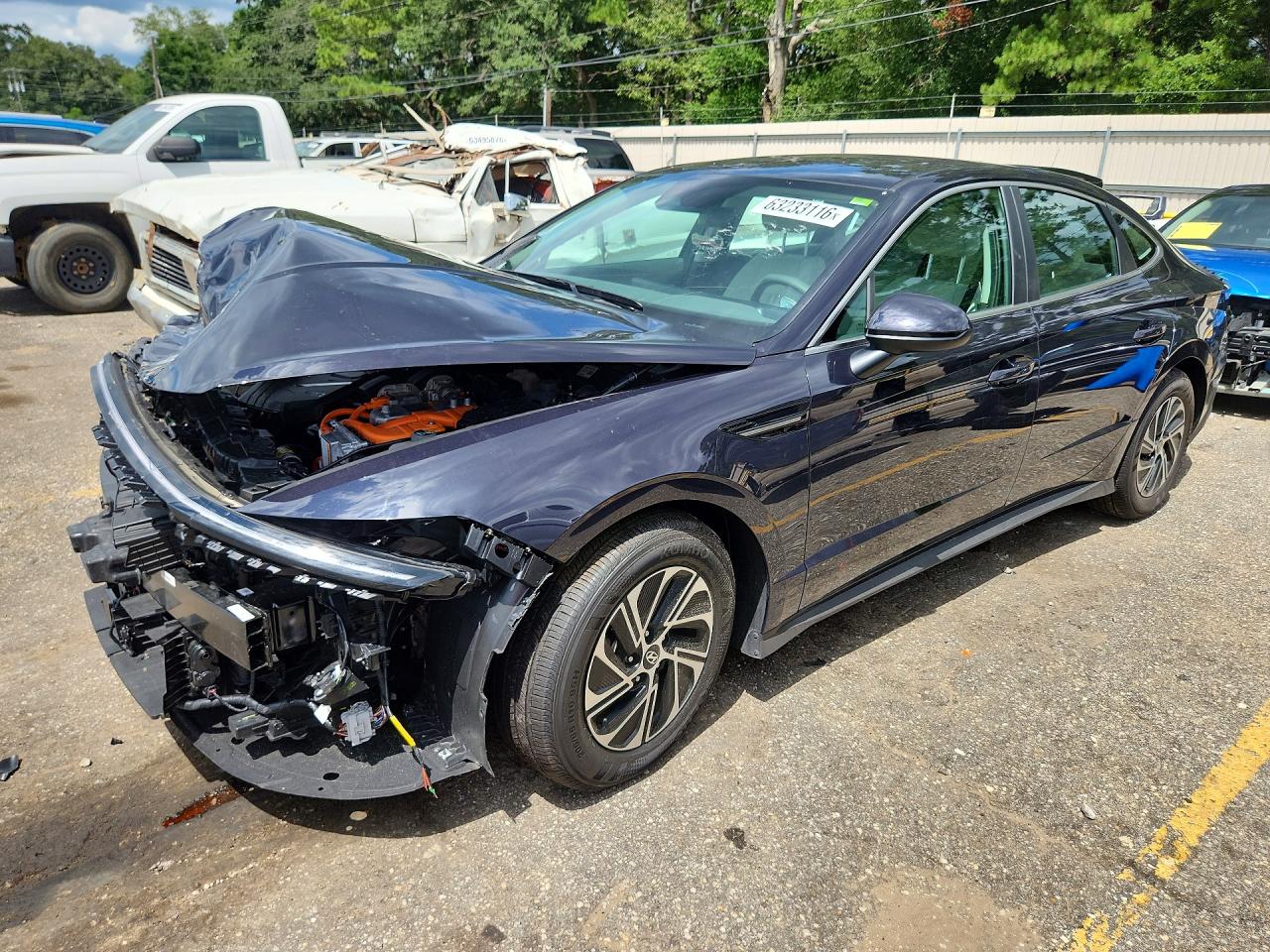 2026 HYUNDAI SONATA Blue — Front 3/4