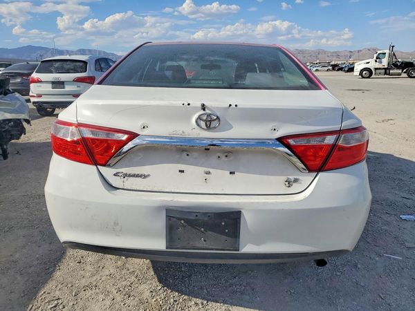 2016 TOYOTA CAMRY