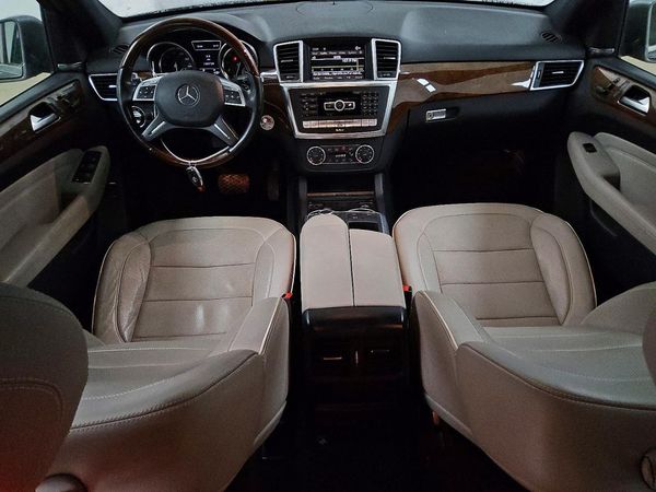 2012 MERCEDES-BENZ ML ML550 4-MATIC