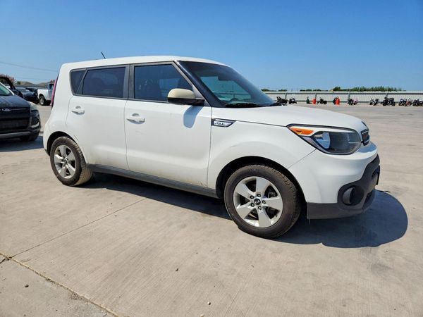 2018 KIA SOUL Base