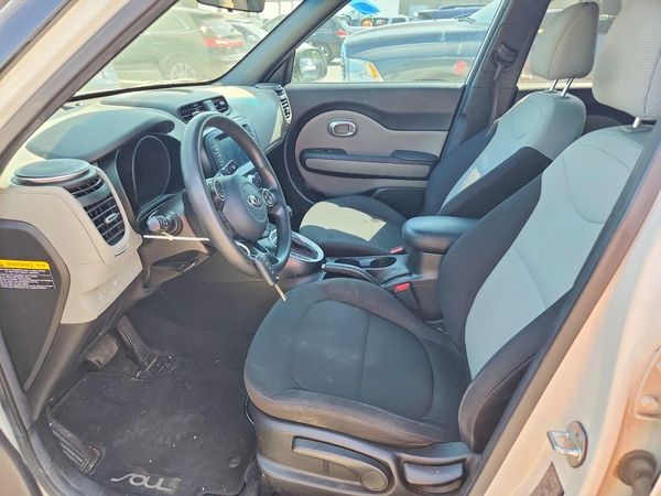 2018 KIA SOUL Base