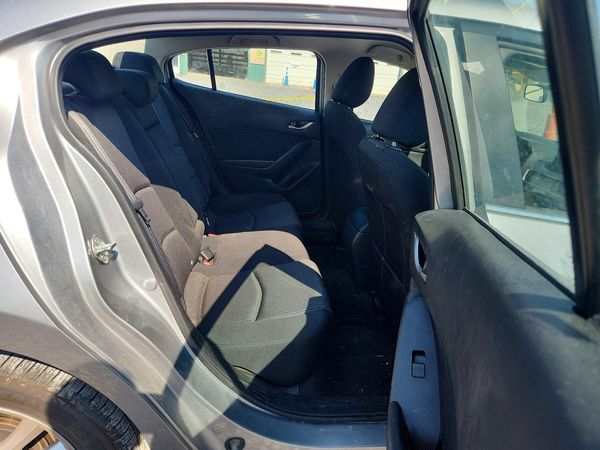2014 MAZDA 3 Touring/GS