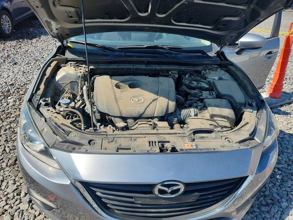 2014 MAZDA 3 Touring/GS