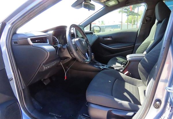 2021 TOYOTA COROLLA SE, CVT