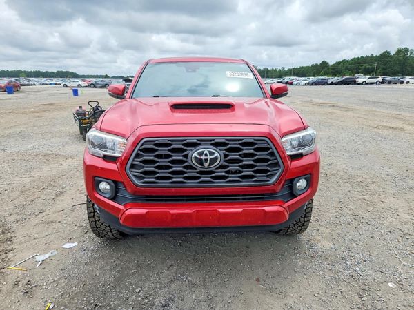 2020 TOYOTA TACOMA SR5