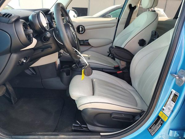 2016 MINI COOPER