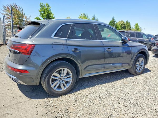 2022 AUDI Q5 S Line quattro Premium