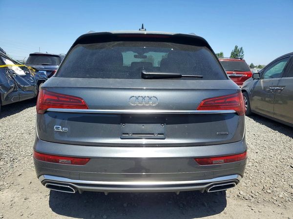 2022 AUDI Q5 S Line quattro Premium