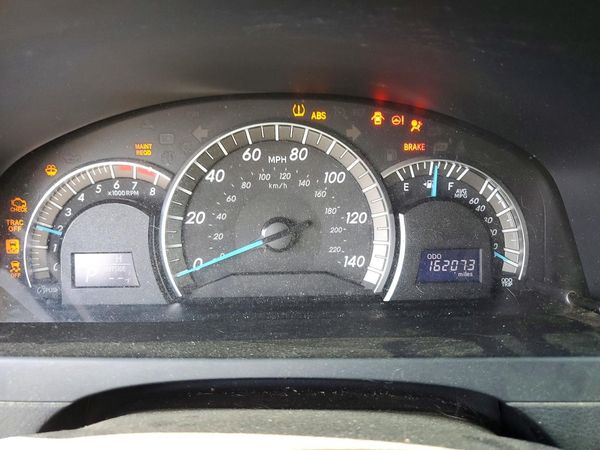 2014 TOYOTA CAMRY
