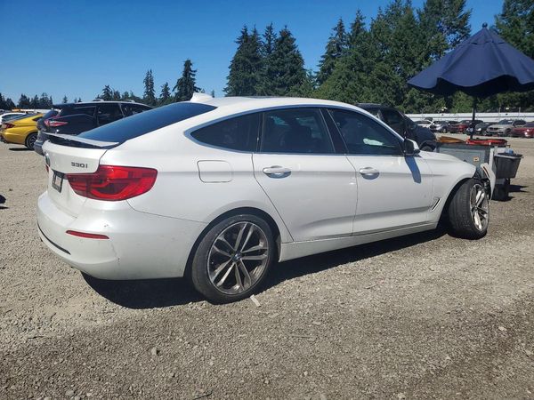 2017 BMW 330 xDrive GT