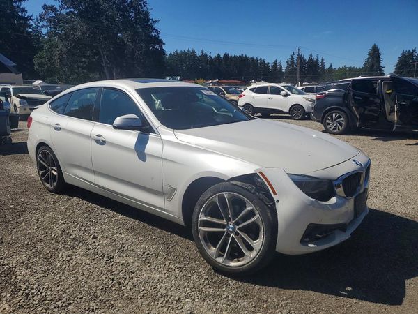 2017 BMW 330 xDrive GT