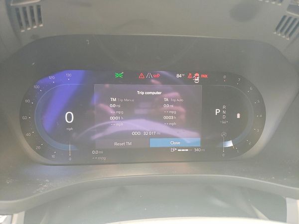 2025 VOLVO XC60
