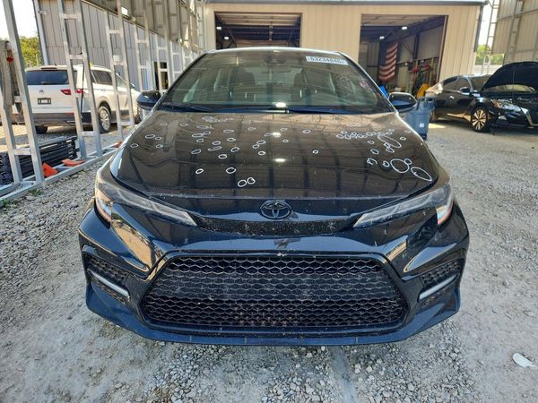 2021 TOYOTA COROLLA SE, CVT