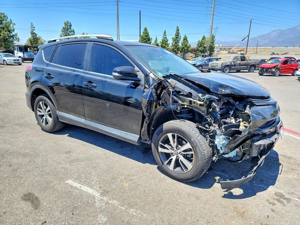 2017 TOYOTA RAV4 XLE
