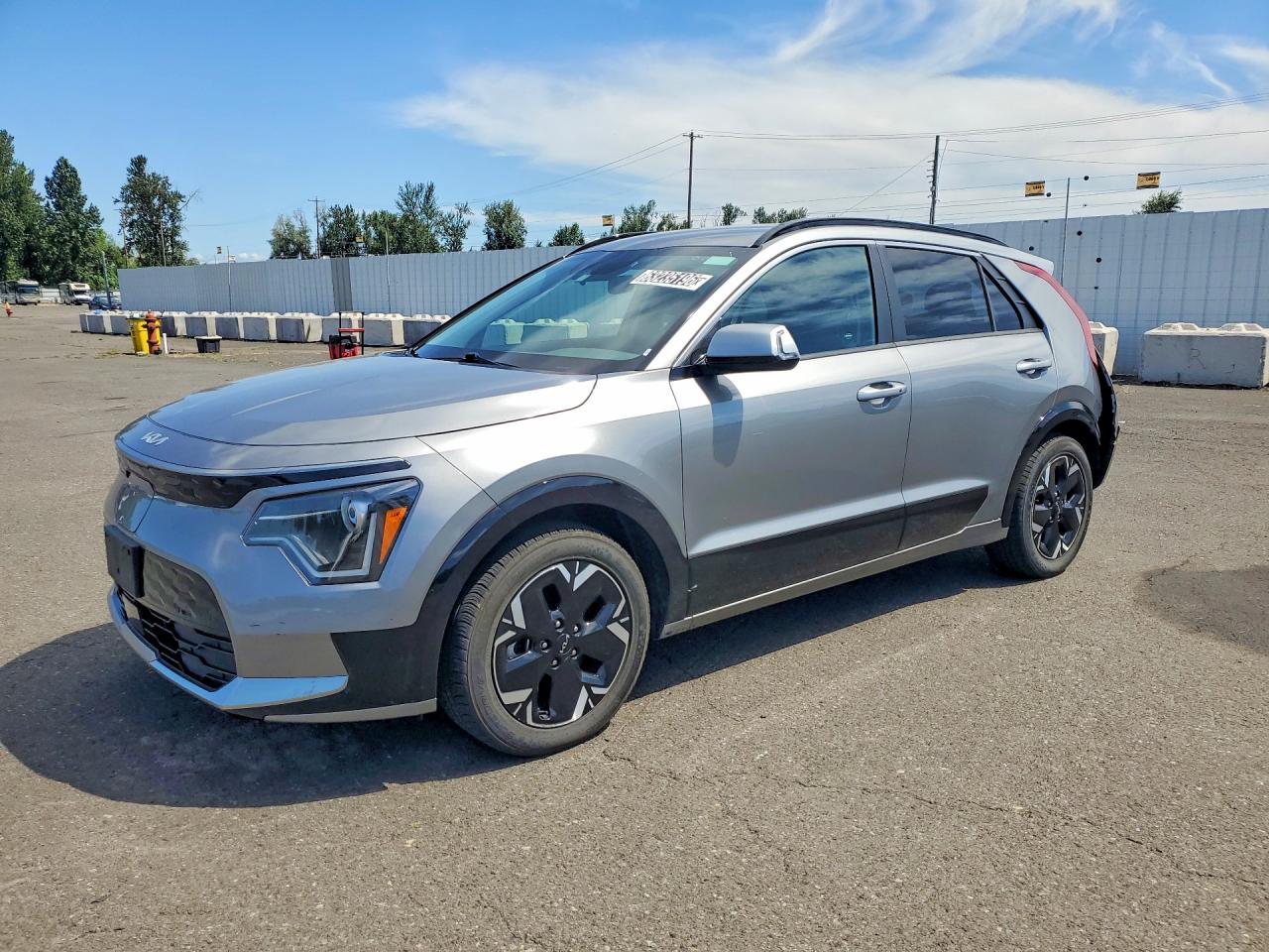 2023 KIA NIRO Wind