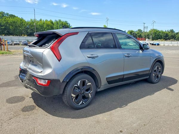2023 KIA NIRO Wind