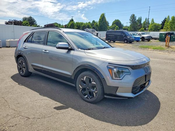 2023 KIA NIRO Wind