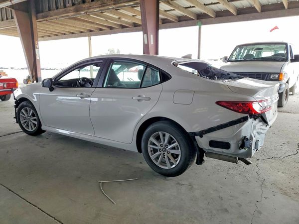 2026 TOYOTA CAMRY