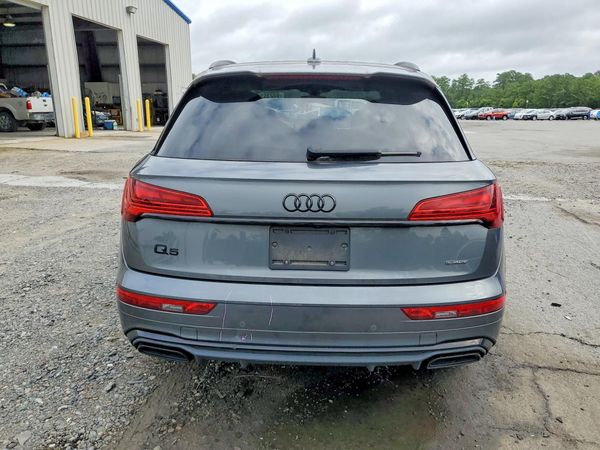 2022 AUDI Q5