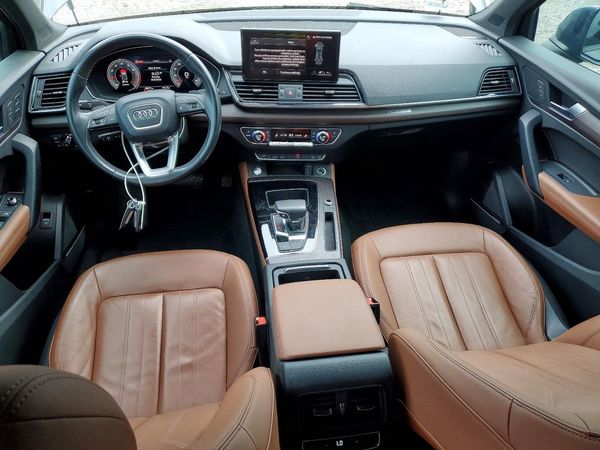 2022 AUDI Q5