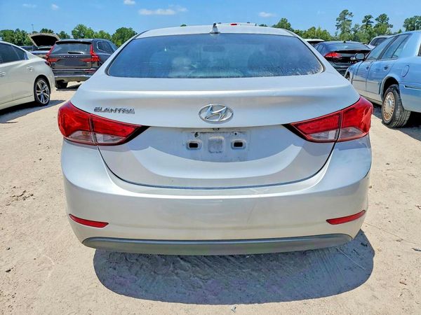 2015 HYUNDAI ELANTRA