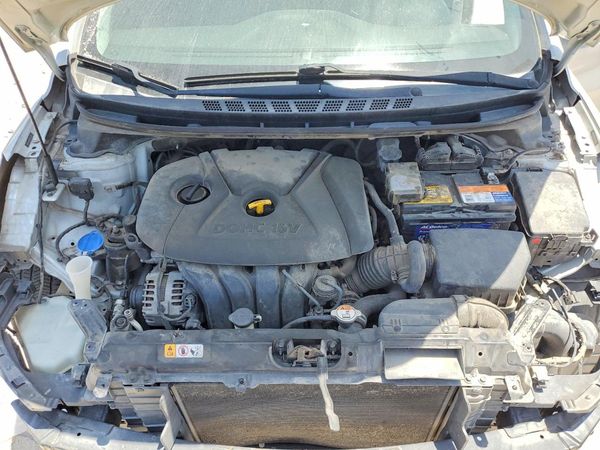 2015 HYUNDAI ELANTRA