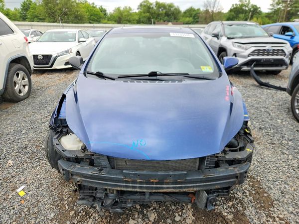 2013 HYUNDAI ELANTRA
