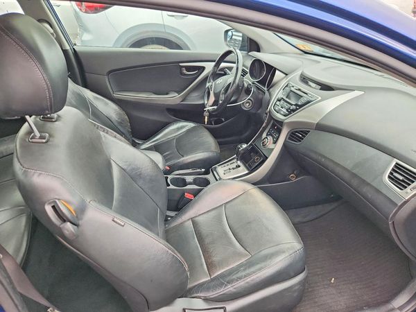 2013 HYUNDAI ELANTRA