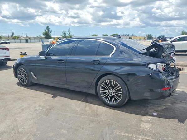 2019 BMW 530