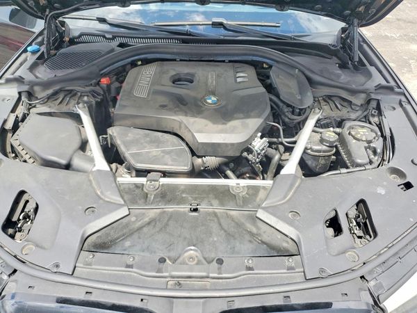 2019 BMW 530