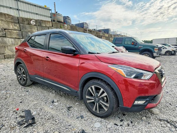 2019 NISSAN KICKS