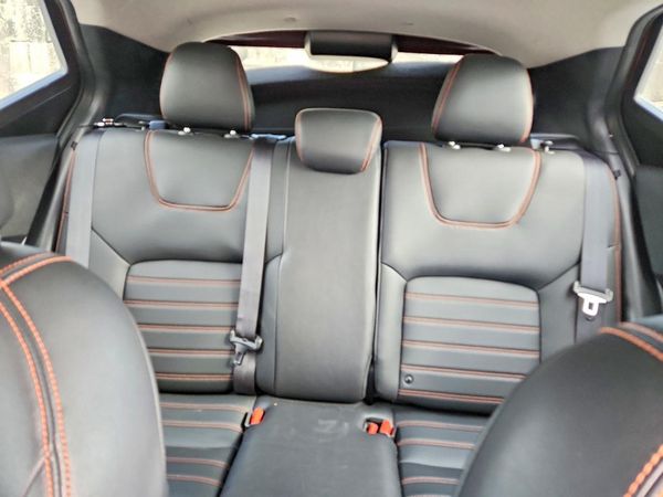 2019 NISSAN KICKS