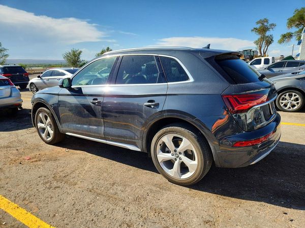 2021 AUDI Q5 quattro Premium Plus