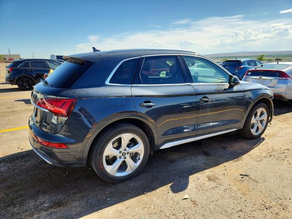 2021 AUDI Q5 quattro Premium Plus