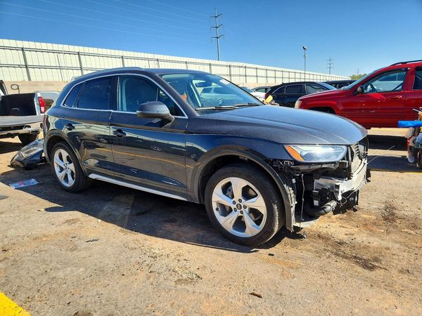 2021 AUDI Q5 quattro Premium Plus