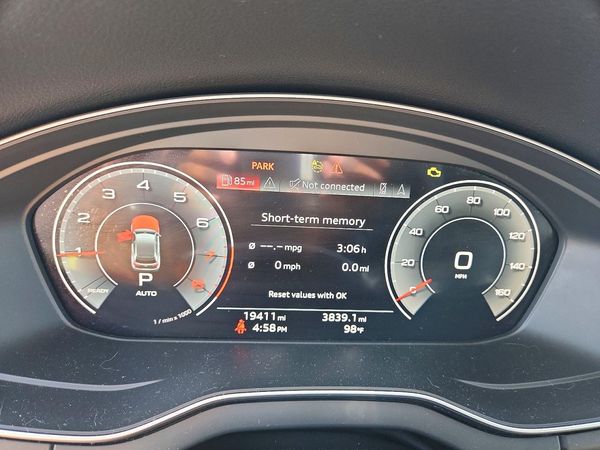 2021 AUDI Q5 quattro Premium Plus