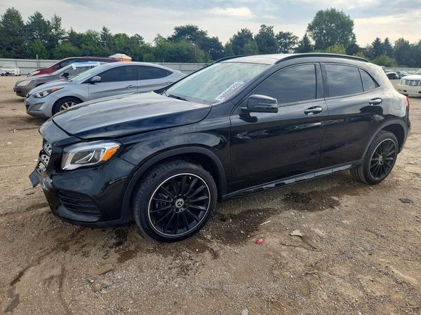 2019 MERCEDES-BENZ GLA