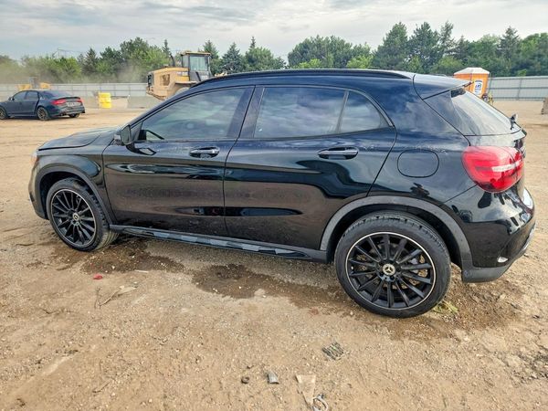 2019 MERCEDES-BENZ GLA