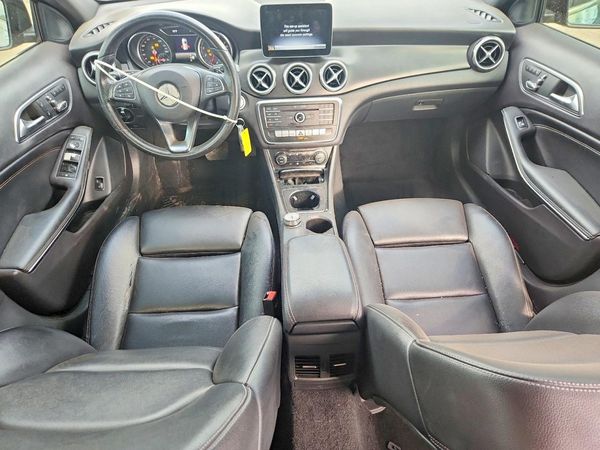 2019 MERCEDES-BENZ GLA